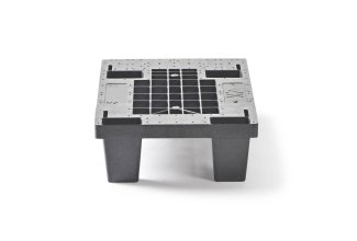 Display pallet 400 x 600 open dek  4 pootjes medium - Kunststof display pallet 400 600 qp6040mr4f - QP6040MB4F